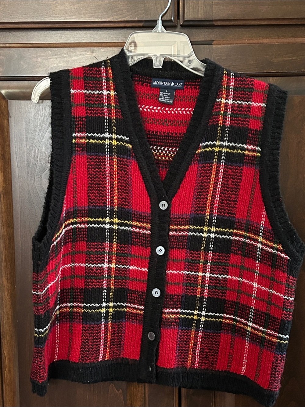 Mountain Lake Sz L Red and Black Plaid V-Neck Knit Button Front Vest